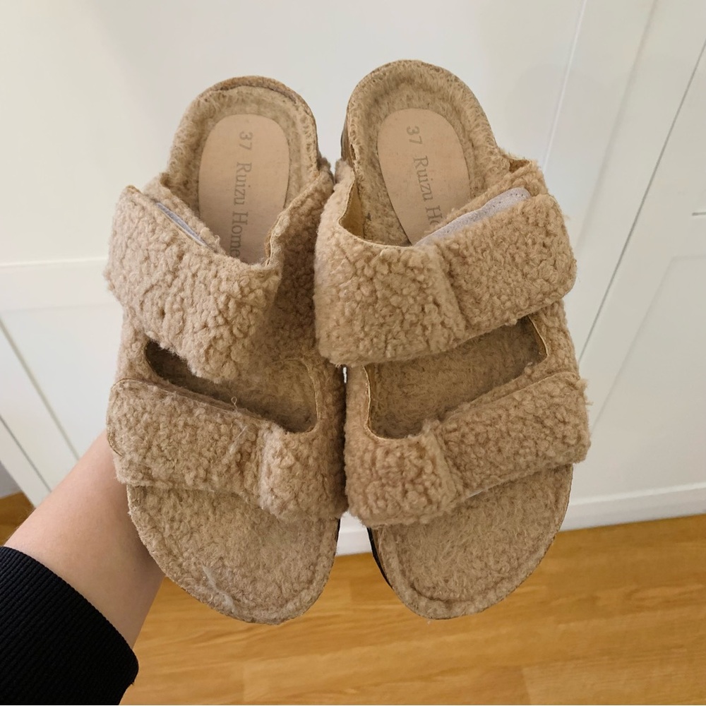 Ruizu Home Mauve Pink Sherpa Cork Slip On Size 7